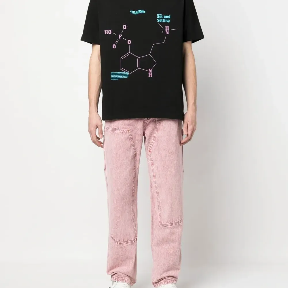 Футболка с графичным принтом