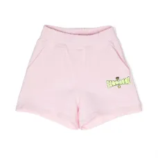 Спортивные шорты с вышитым логотипом Спортивные шорты с вышитым логотипом