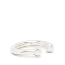 Незамкнутое кольцо