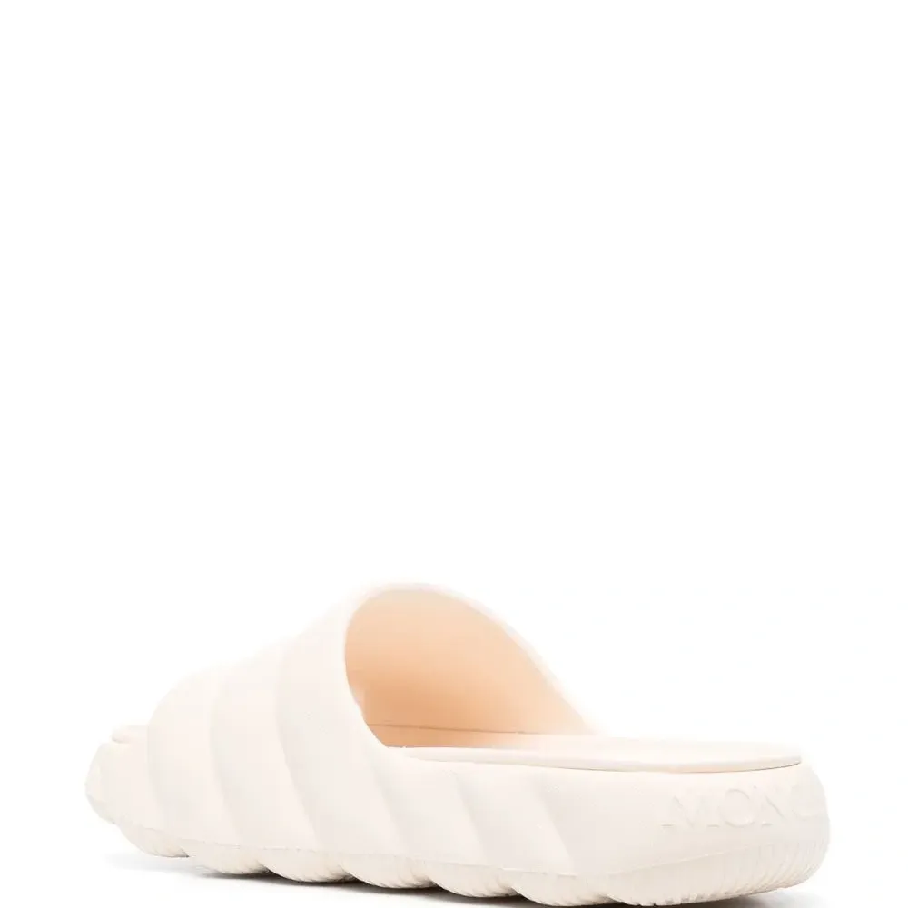 Стеганые шлепанцы Lilo