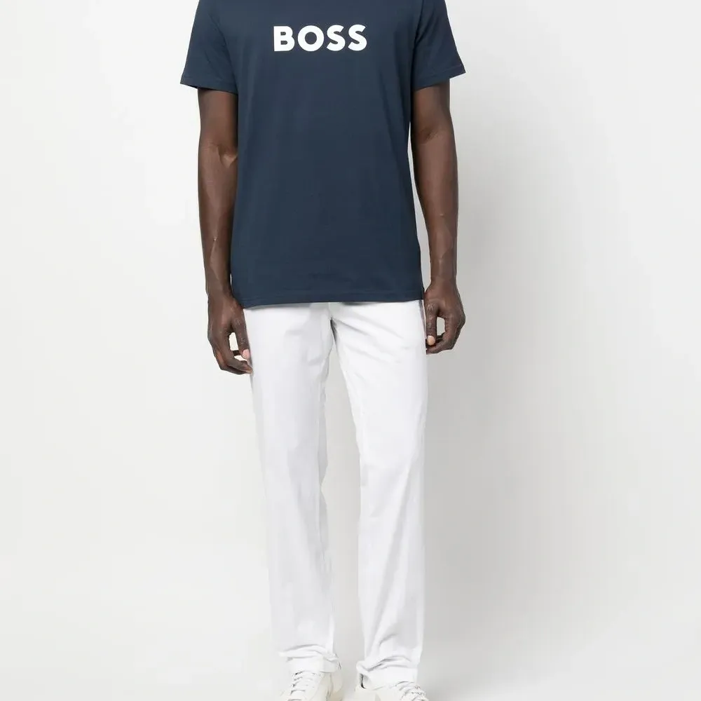 Футболка с логотипом