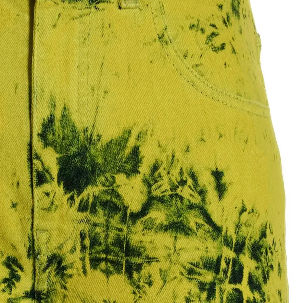 Джинсы с принтом тай-дай