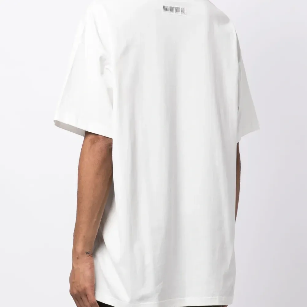 Футболка с круглым вырезом и тисненым логотипом