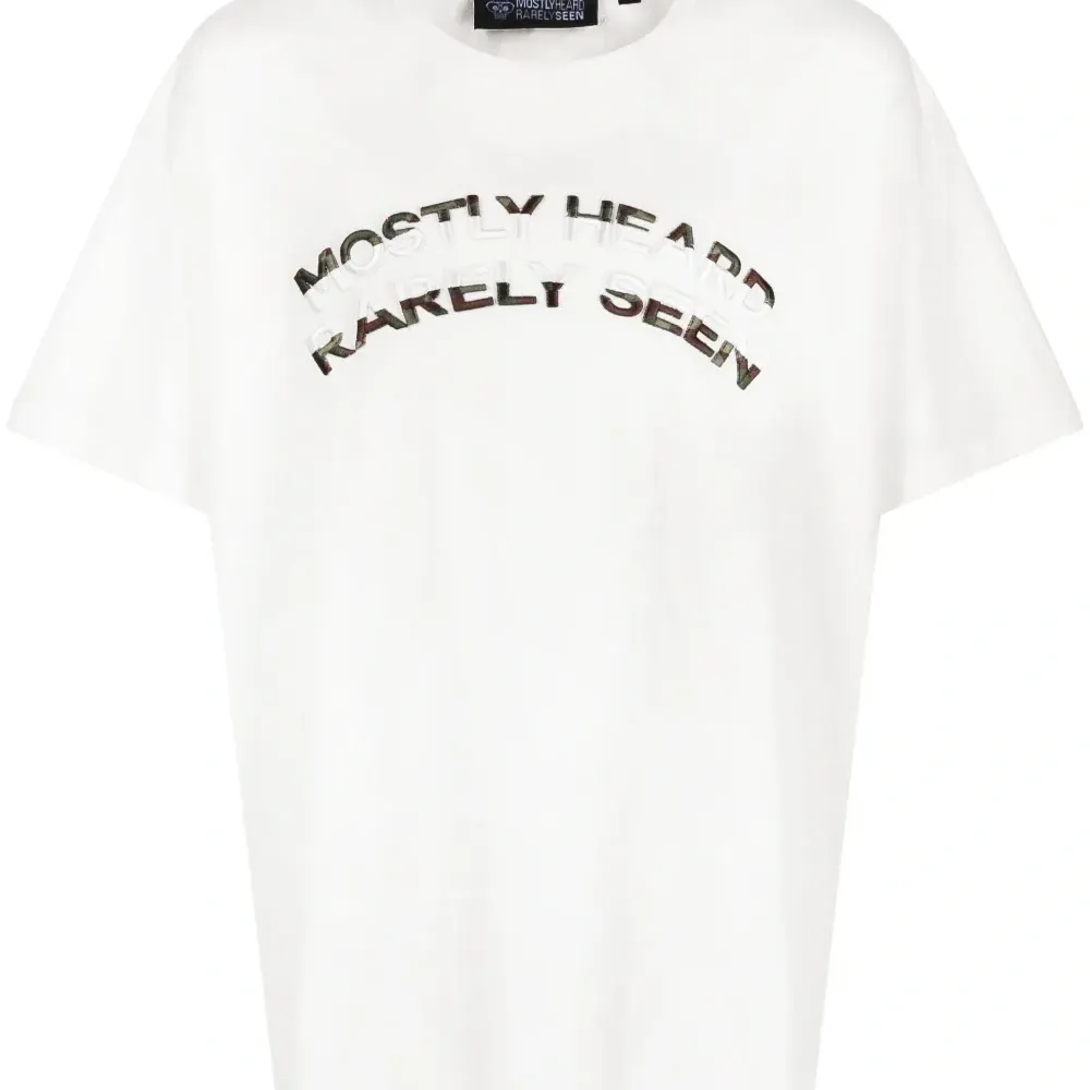 Футболка с круглым вырезом и тисненым логотипом