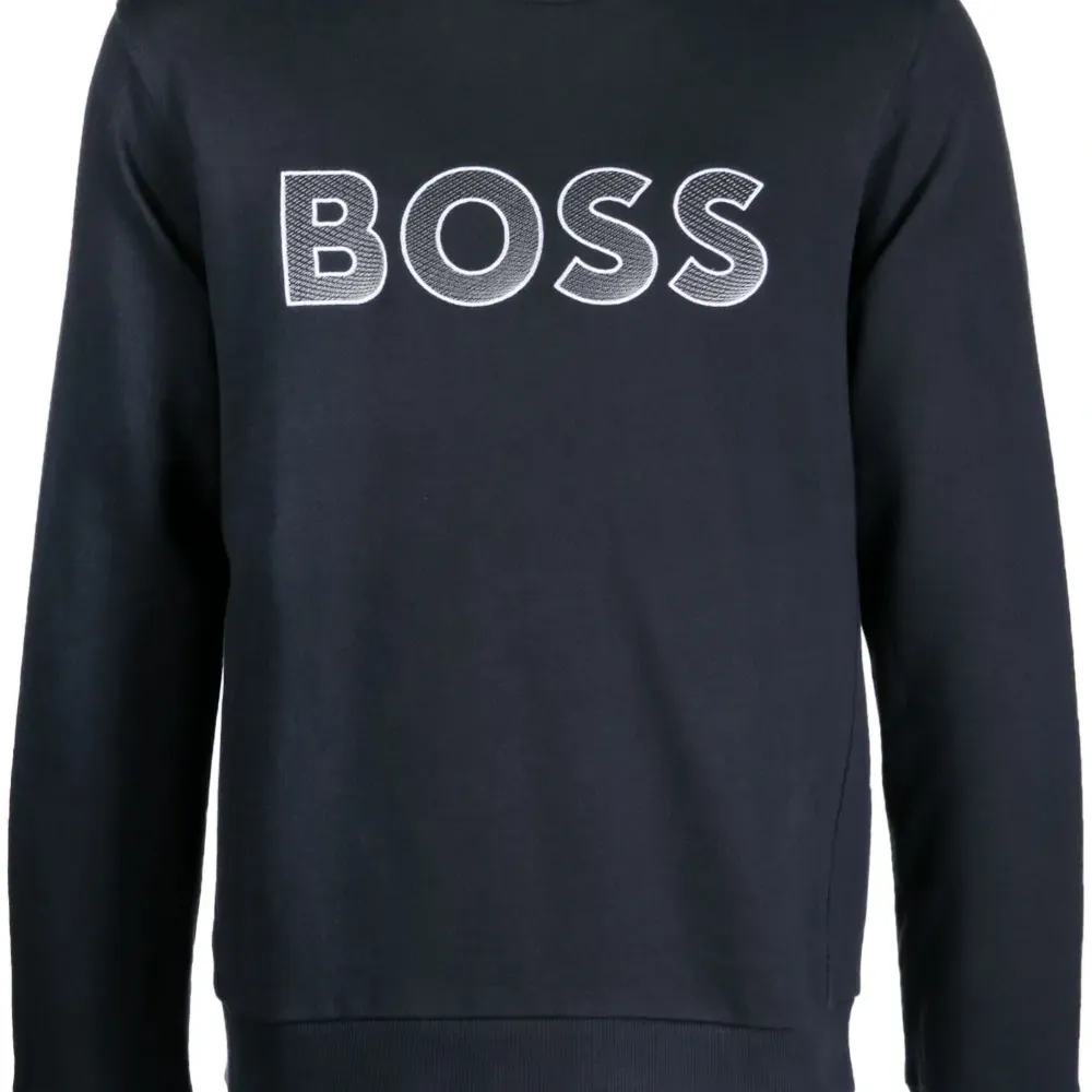 Толстовка с вышитым логотипом