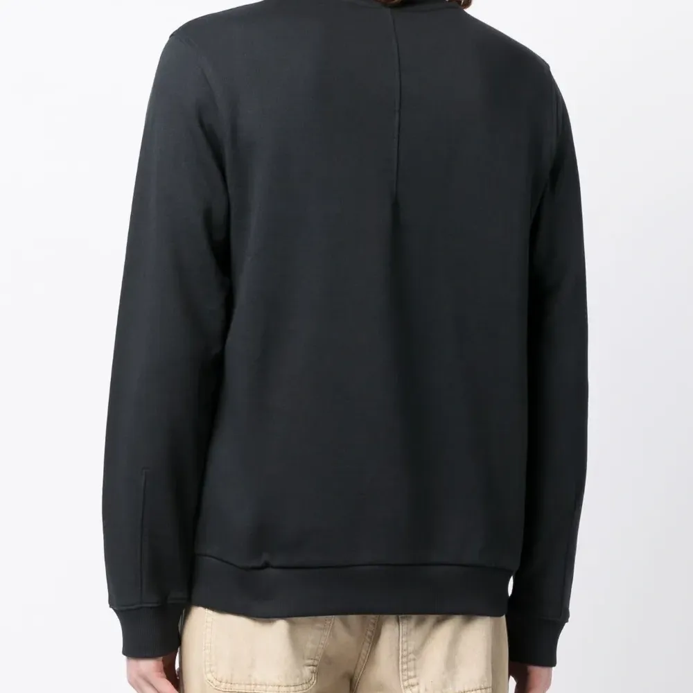 Толстовка с вышитым логотипом