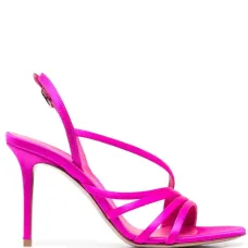 Босоножки на шпильке