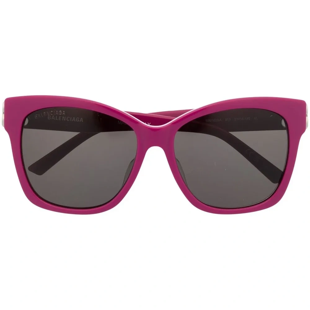 Солнцезащитные очки в квадратной оправе с логотипом