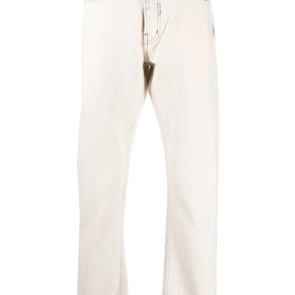 Прямые джинсы с эффектом потертости