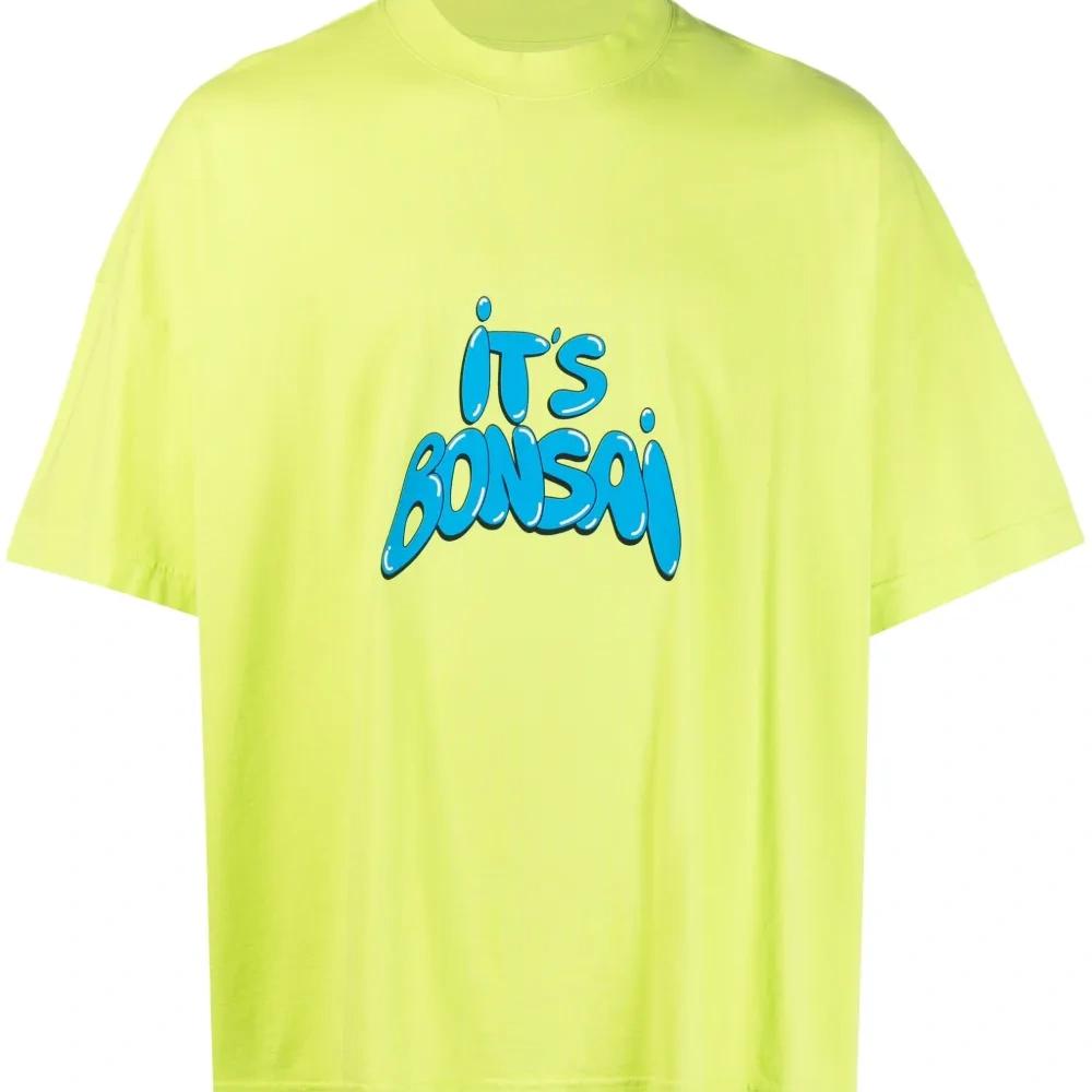 Футболка с логотипом