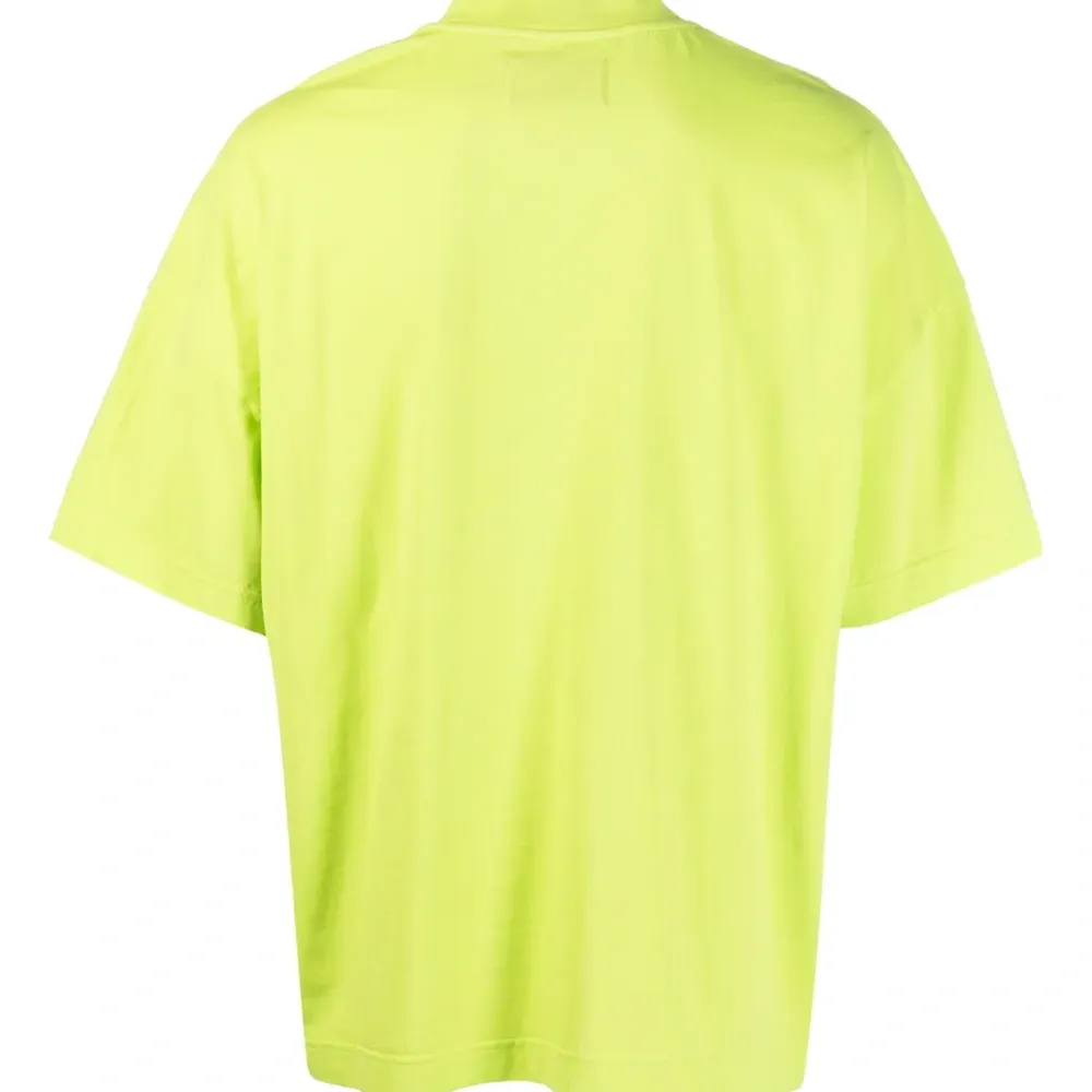 Футболка с логотипом