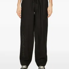 брюки с логотипом