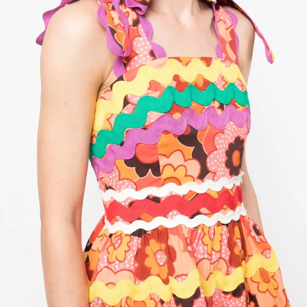 Платье Lazuli с короткими рукавами