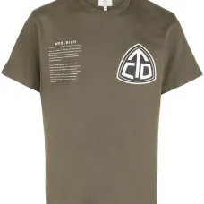 Футболка с логотипом