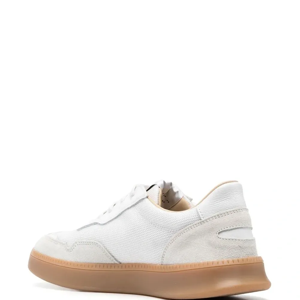 Кроссовки со вставками