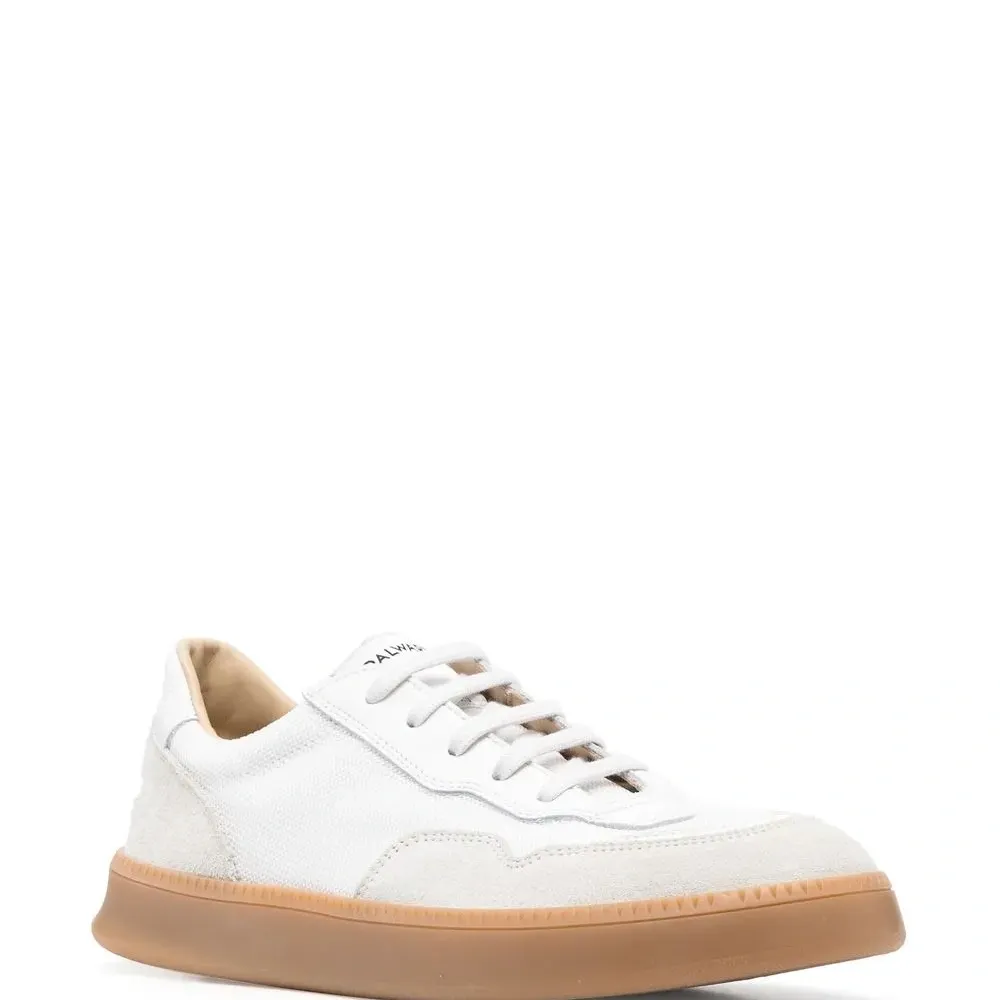 Кроссовки со вставками