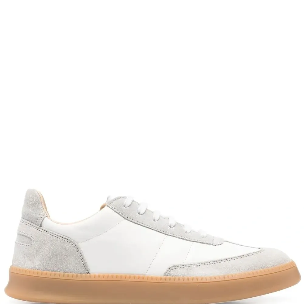 Кроссовки со вставками