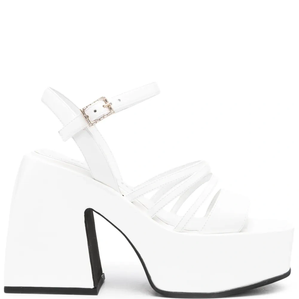 Босоножки Bulla Chibi 110 на платформе