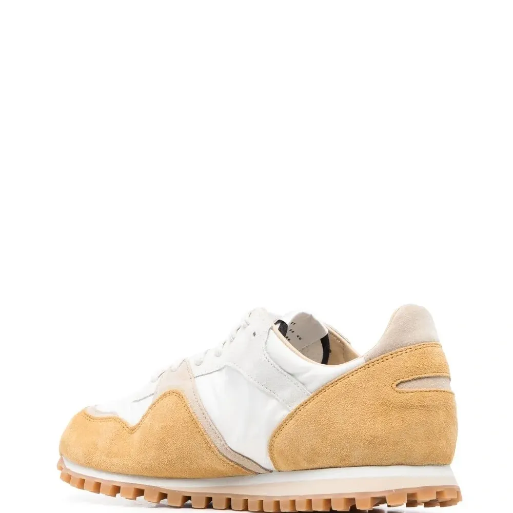 Кроссовки со вставками