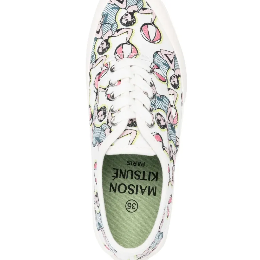 Кроссовки Dancing Girls из коллаборации с Hotel Olympia