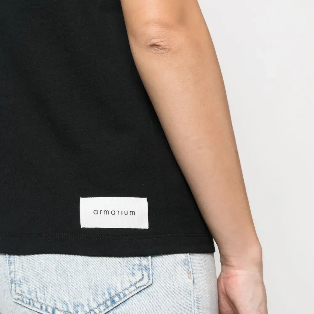 Топ без рукавов