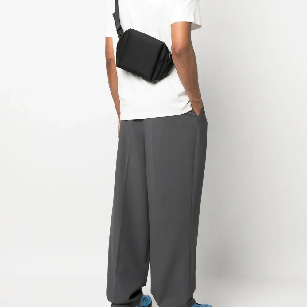 Поясная сумка