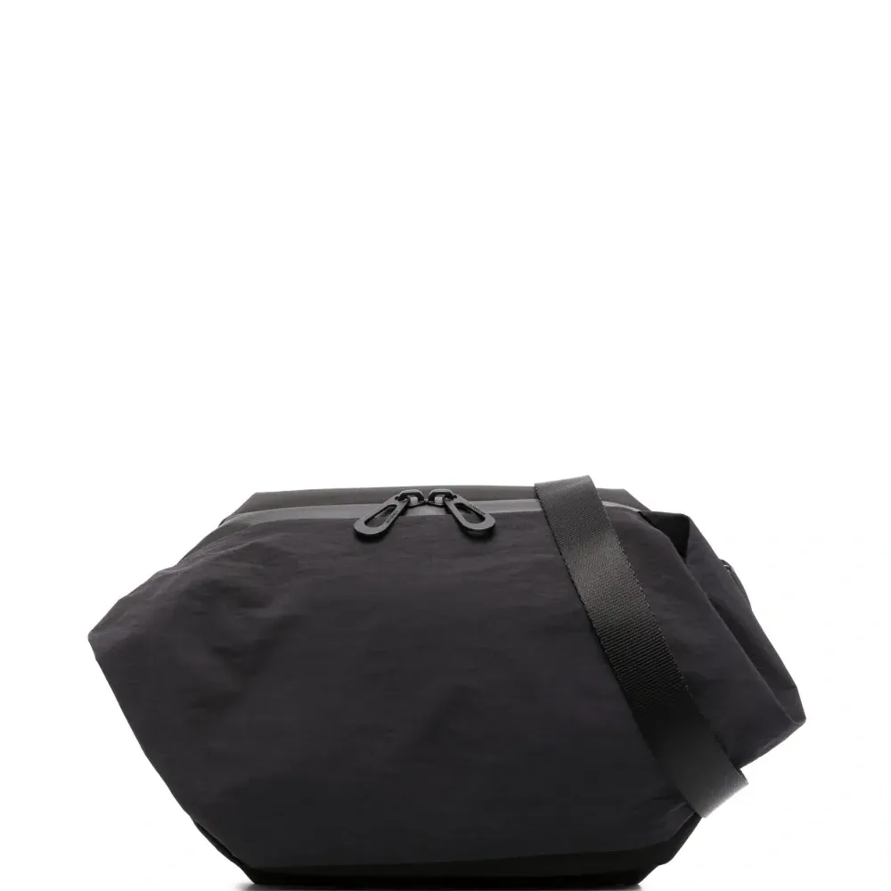 Поясная сумка