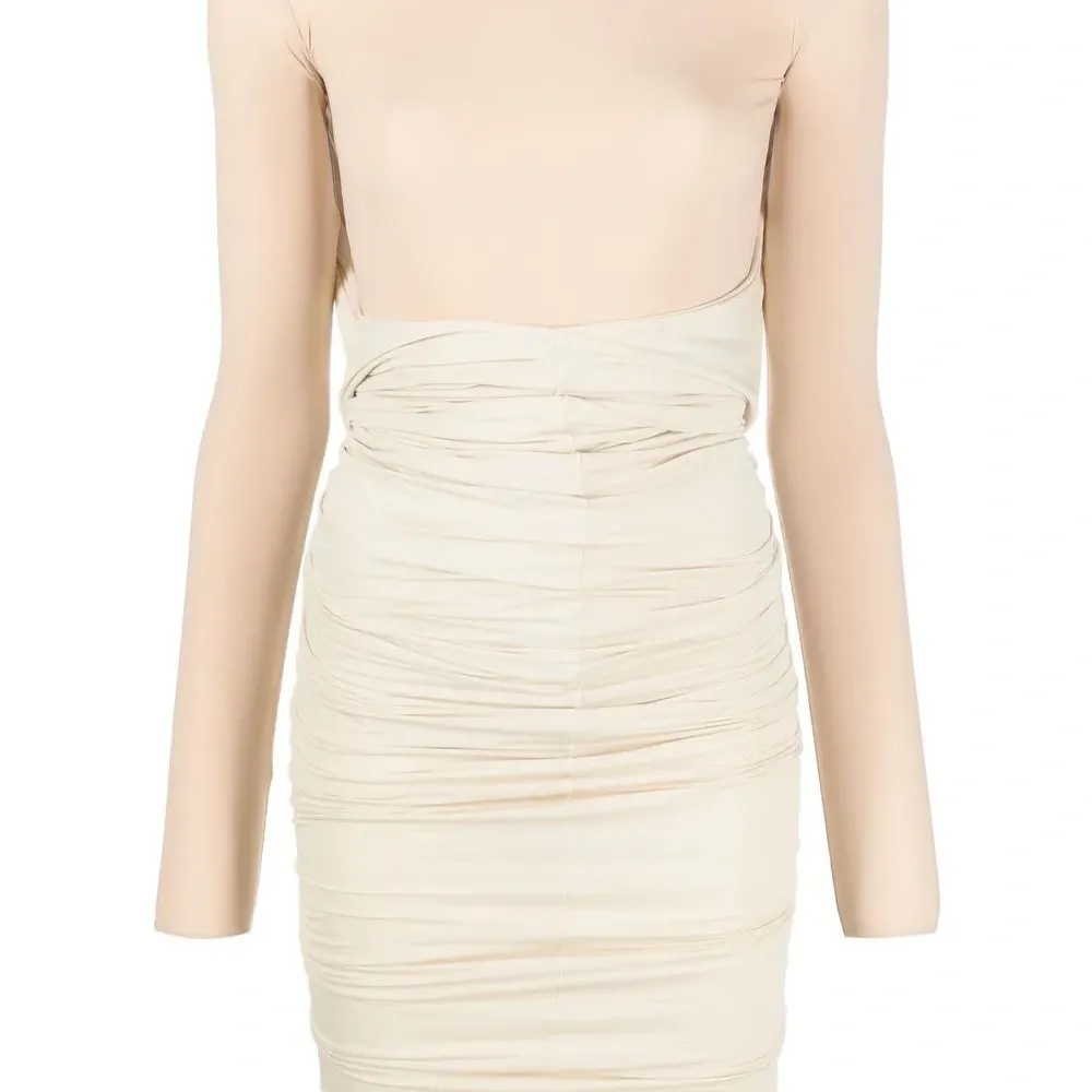 Платье с длинными рукавами и сборками