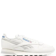 Кроссовки на шнуровке