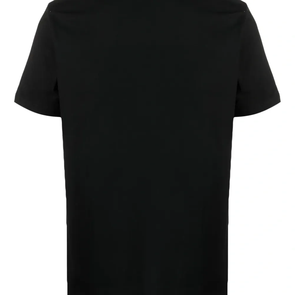 Футболка с круглым вырезом