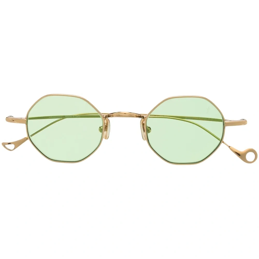 Солнцезащитные очки в геометричной оправе