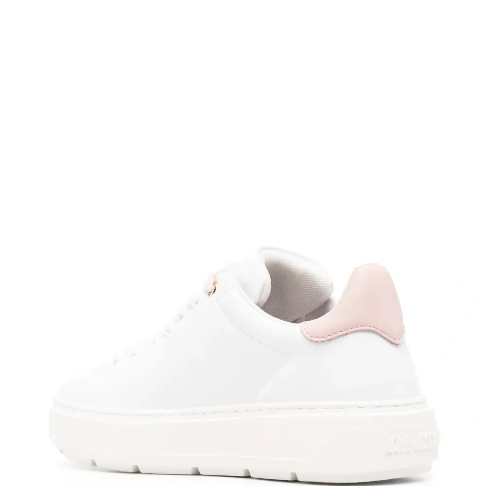 Массивные кроссовки