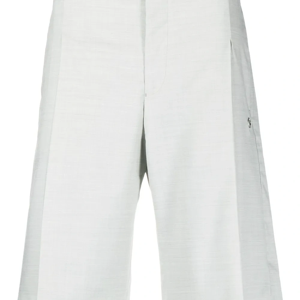 Шорты широкого кроя со складками