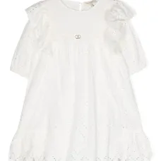 Платье с оборками и английской вышивкой