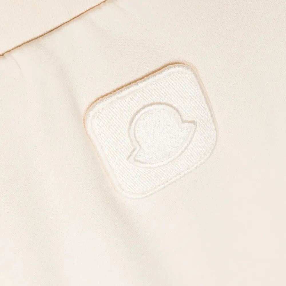 Брюки с нашивкой-логотипом