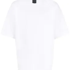 Футболка с карманом на рукаве