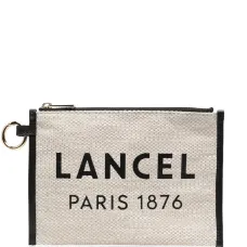 Клатч с логотипом