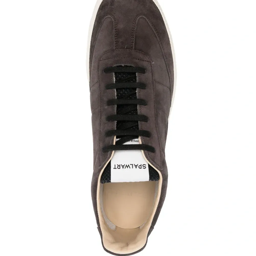 Кеды с нашивкой-логотипом Кеды с нашивкой-логотипом