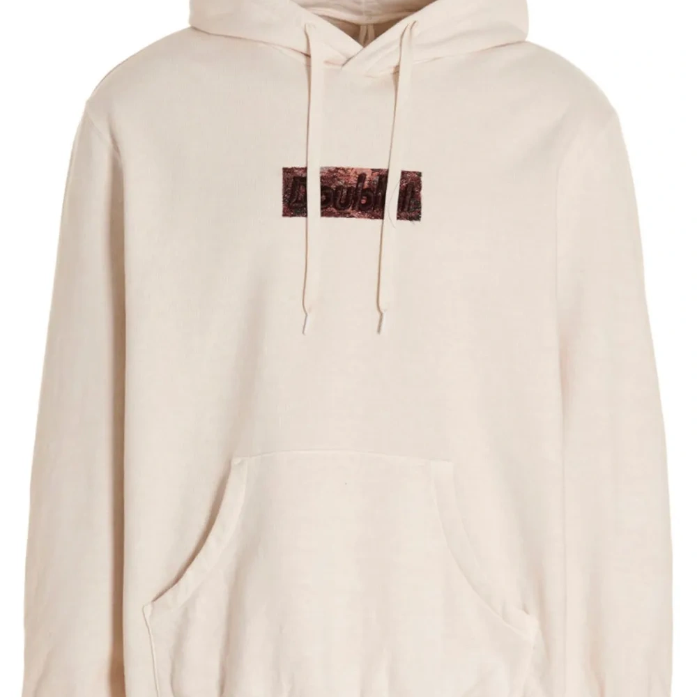 Худи с вышитым логотипом