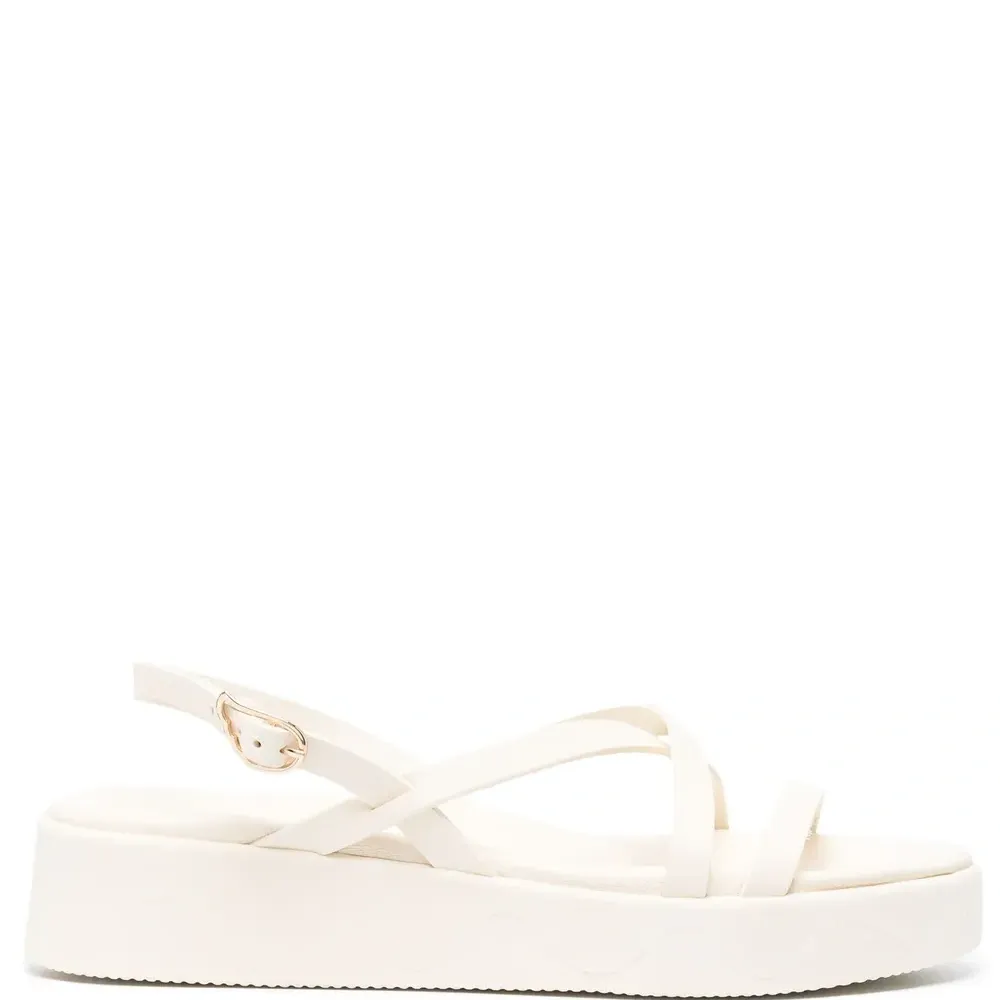 Сандалии Silia с пряжкой