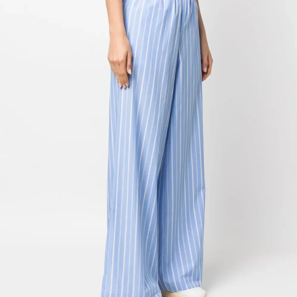 Брюки палаццо в полоску