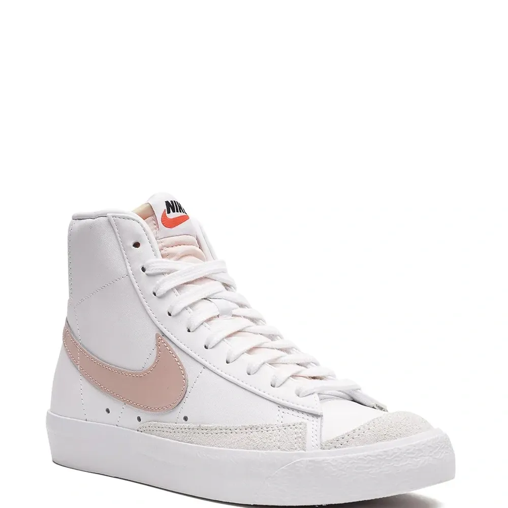 Кроссовки Blazer Mid 77 White/Pink Oxford/Black