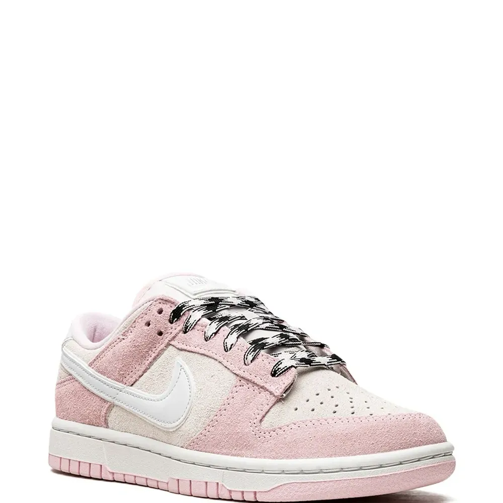 Кроссовки Dunk Low LX Pink Foam
