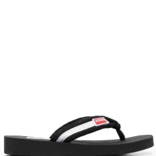 Шлепанцы в полоску с нашивкой-логотипом