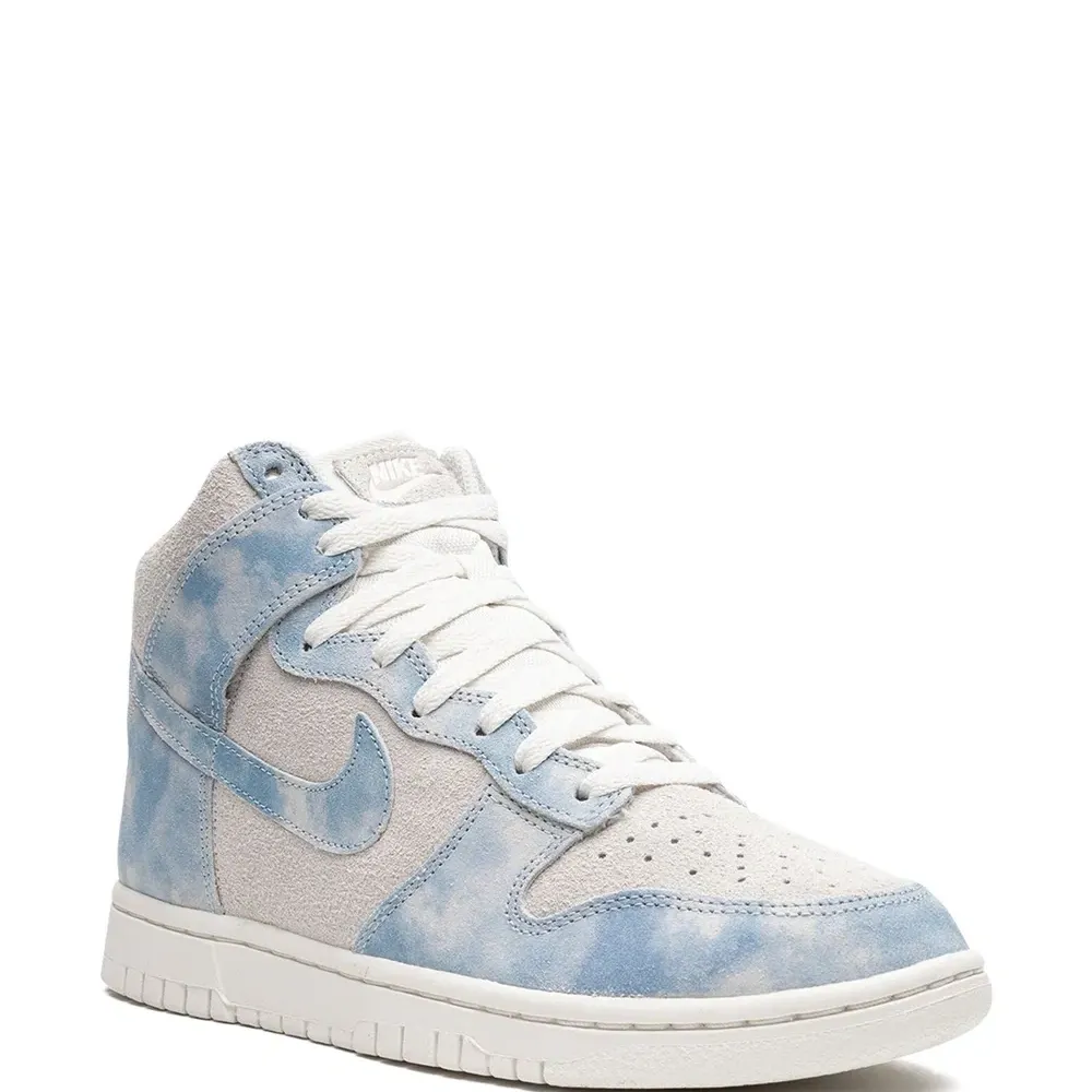 Кроссовки Dunk High Clouds