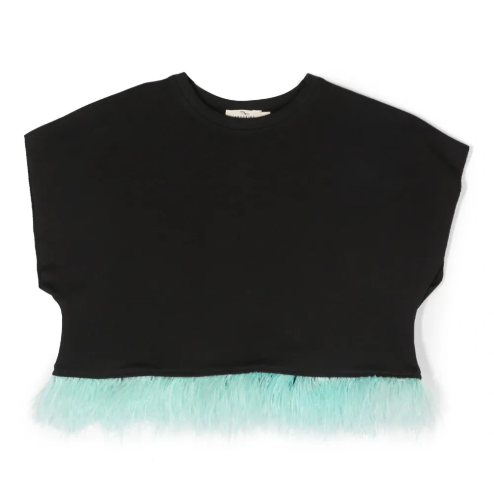 Футболка из органического хлопка с перьями