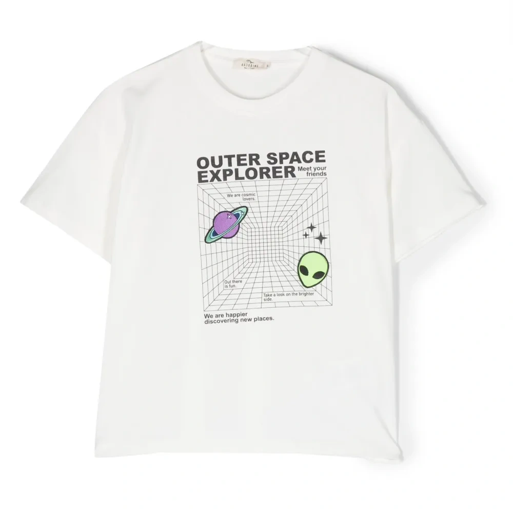 Футболка с нашивкой-логотипом