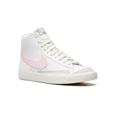 Высокие кеды Blazer Mid '77 'White/Pink' Высокие кеды Blazer Mid '77 'White/Pink'