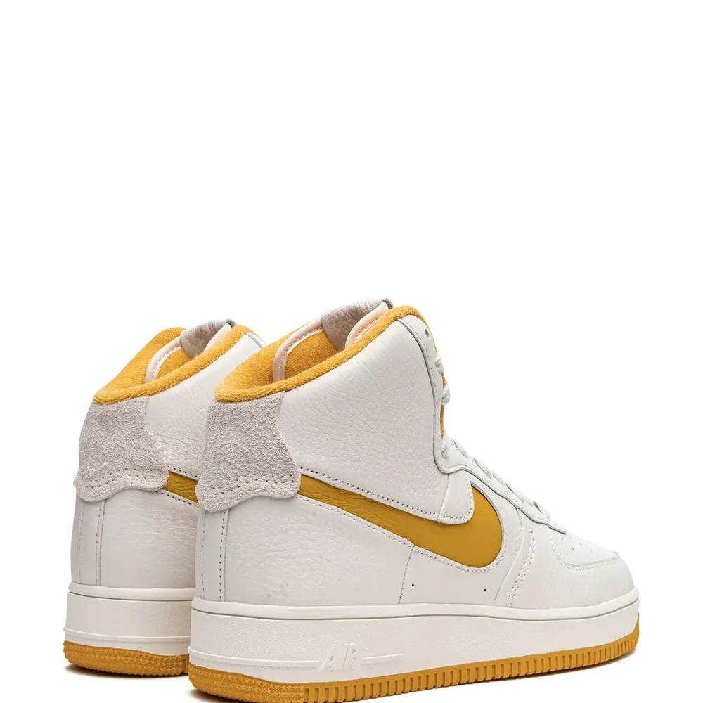 Кроссовки Air Force 1 High Sculpt