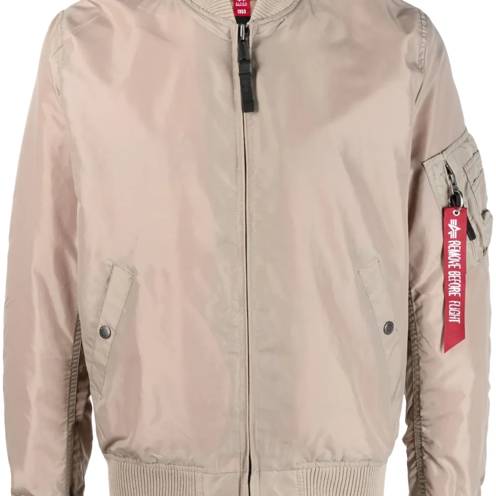 Бомбер на молнии